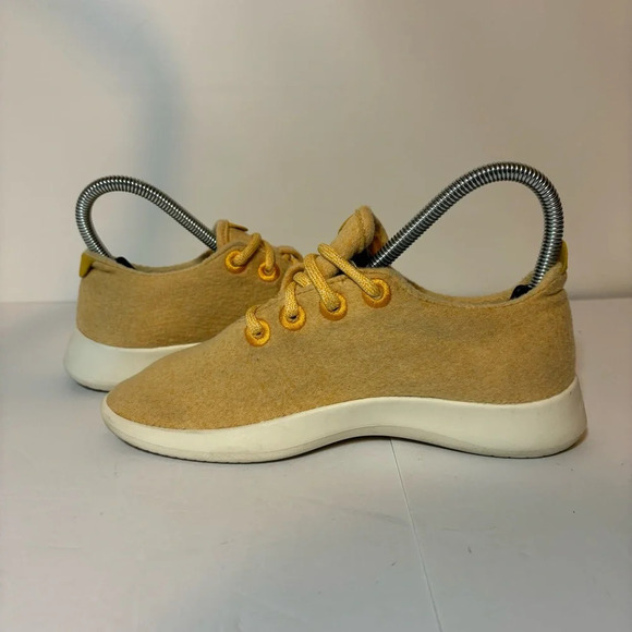 Allbirds Wool Runners WR Womens Sz 6 Shoes Yellow Wool Everyday Casual Sneakers - Picture 3 of 9